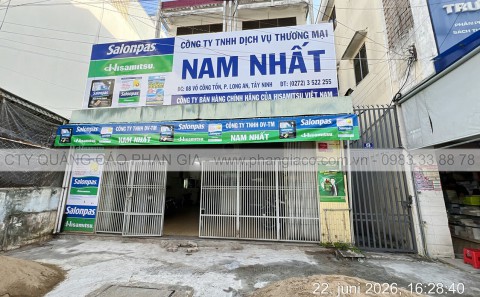 Lắp Đặt Chuỗi Bảng Quảng Cáo Tôn Dán Decal Nhà Thuốc Tây